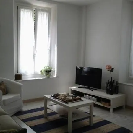 Апартаменты Casa Giardino - Ferienwohnung In Der Altstadt, Nur 50 Meter Vom Entfernt